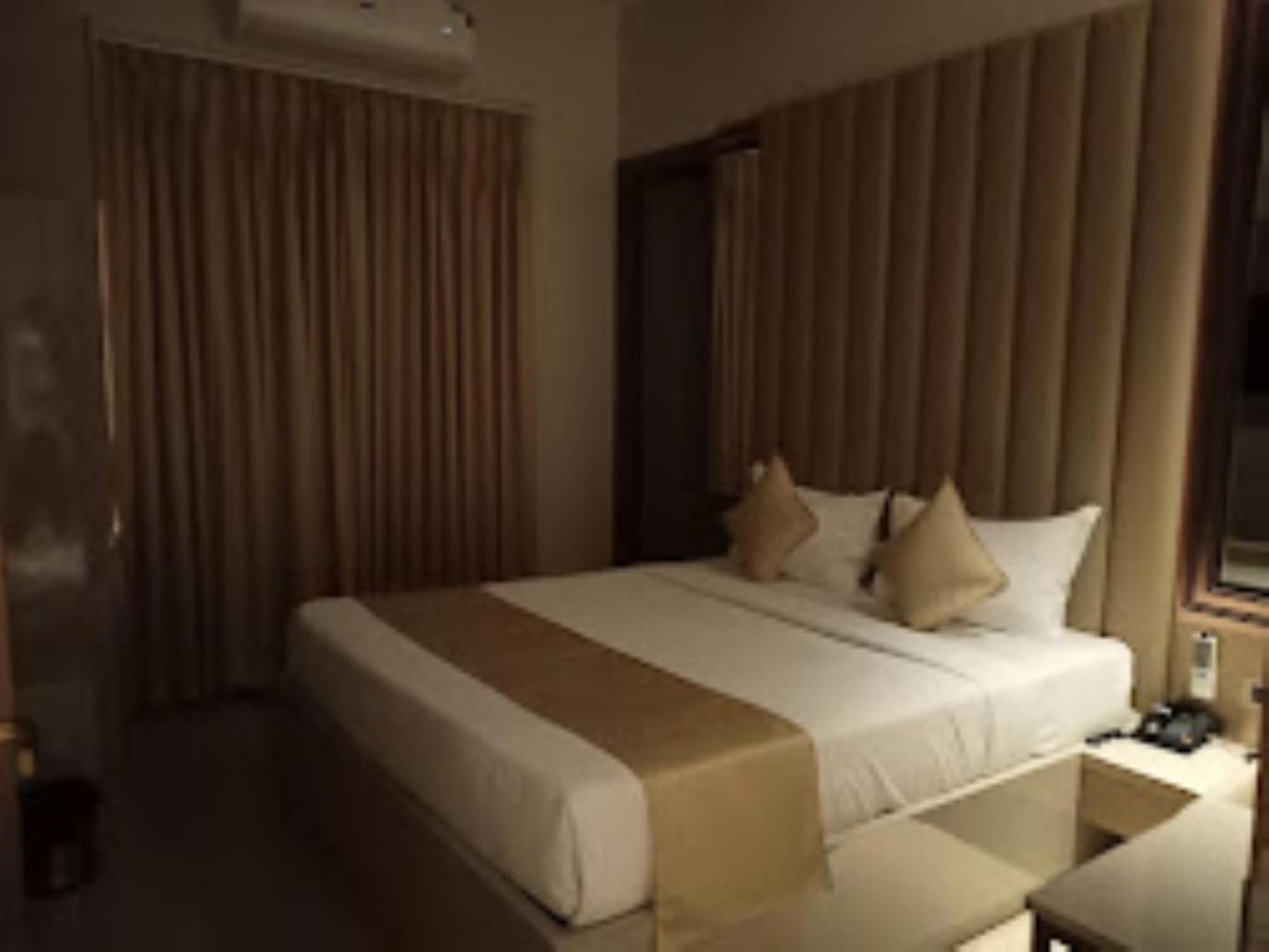 Red Orchid Hotel Kanpur Exterior foto